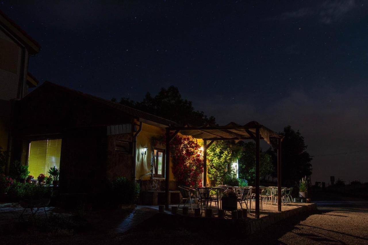 Hostal La Collada De Aralla Aralla de Luna Kültér fotó