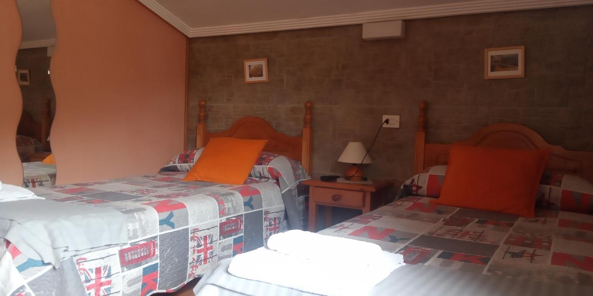 Hostal La Collada De Aralla Aralla de Luna Kültér fotó